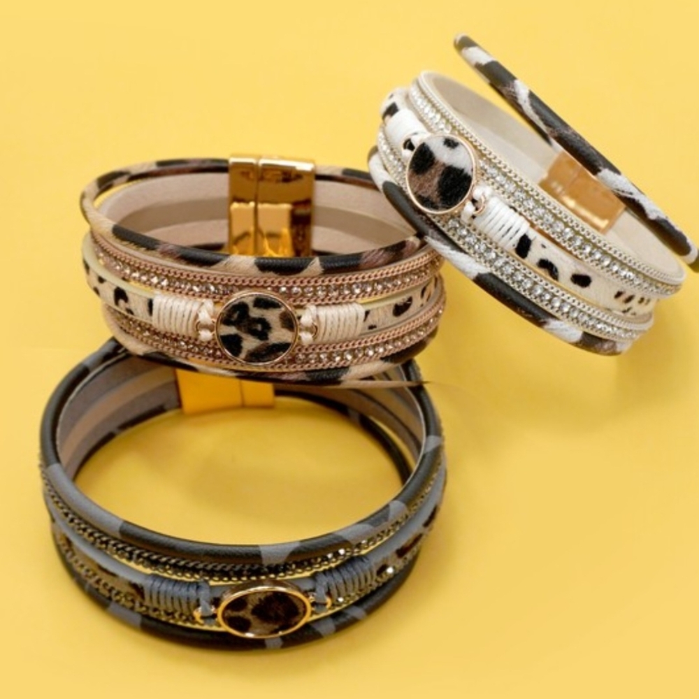 Magnetic Buckle Multi Layer Animal Print Bracelet